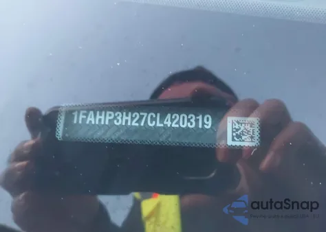 2012 Ford Focus Sel z USA, uszkodzony, nr VIN 1FAHP3H27CL420319